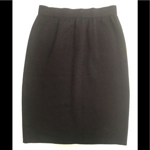 ST JOHN BASICS Skirt.